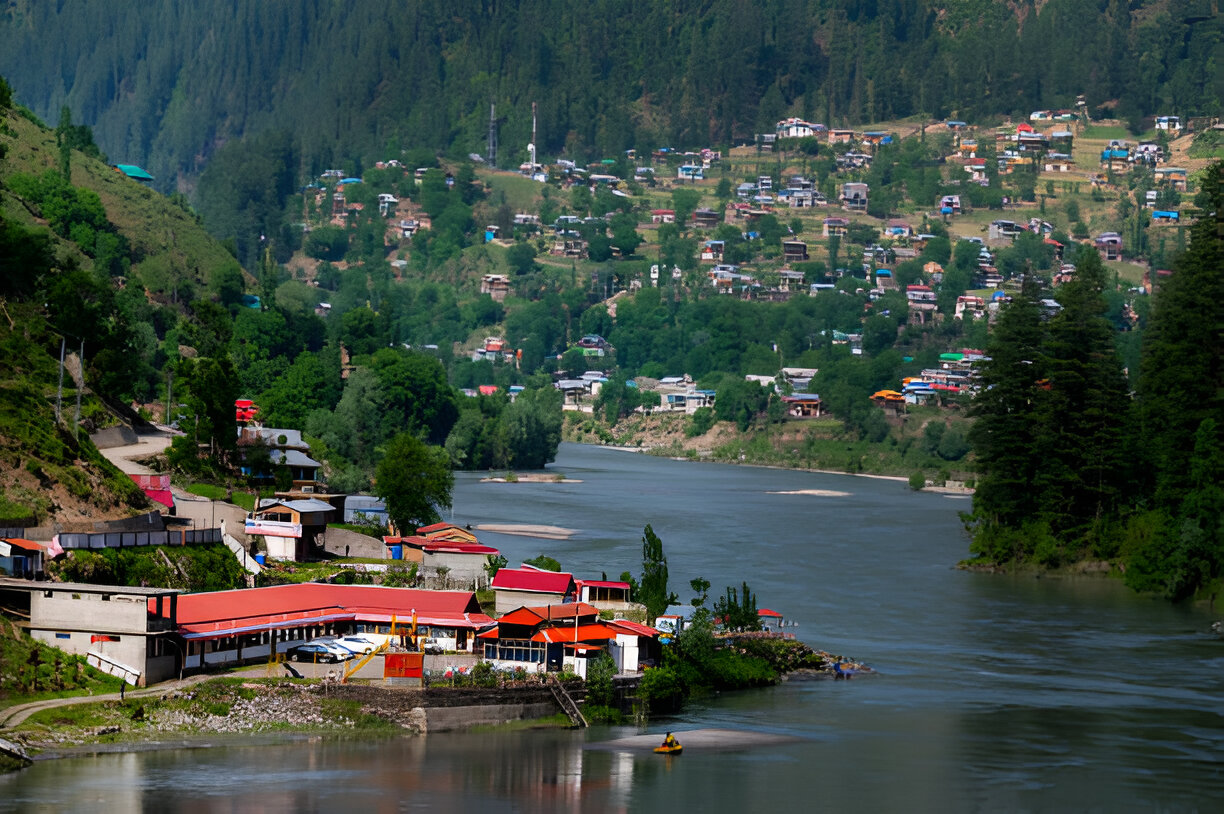 Must-Visit Places in Azad Kashmir