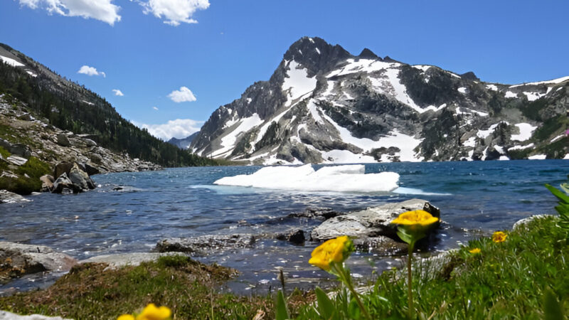 Best Places to Visit in Pakistan in May – Lakes, Festivals & Fresh Air
