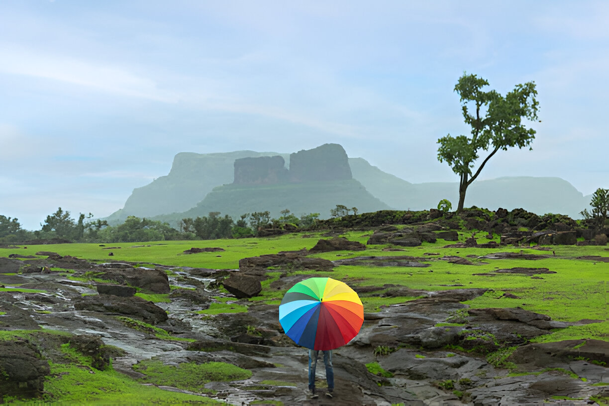 Best Places to Visit in Pakistan in July – Monsoon Magic & Mountain Adventures