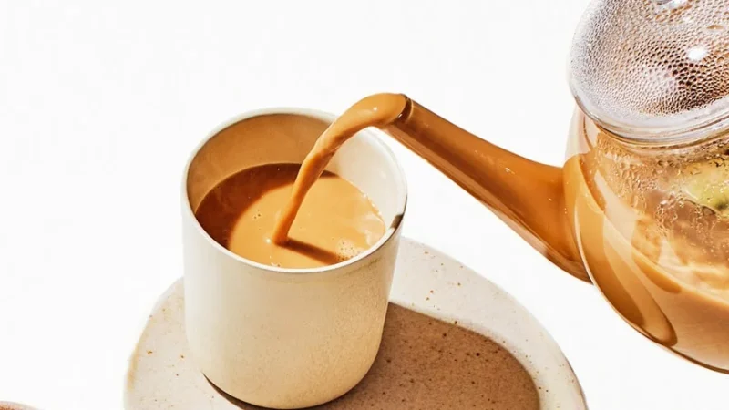 Tea and Talks: How Chai Brings People Together in Pakistan