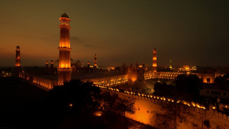 15 Most Beautiful Mosques in Pakistan – Must Visit Once in Life